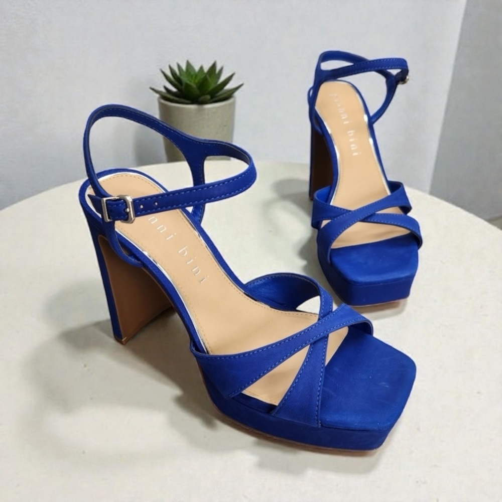 Gianni Bini Halliday Nubuck Suede Electric Blue Platform Dress Sandals Size 6 M